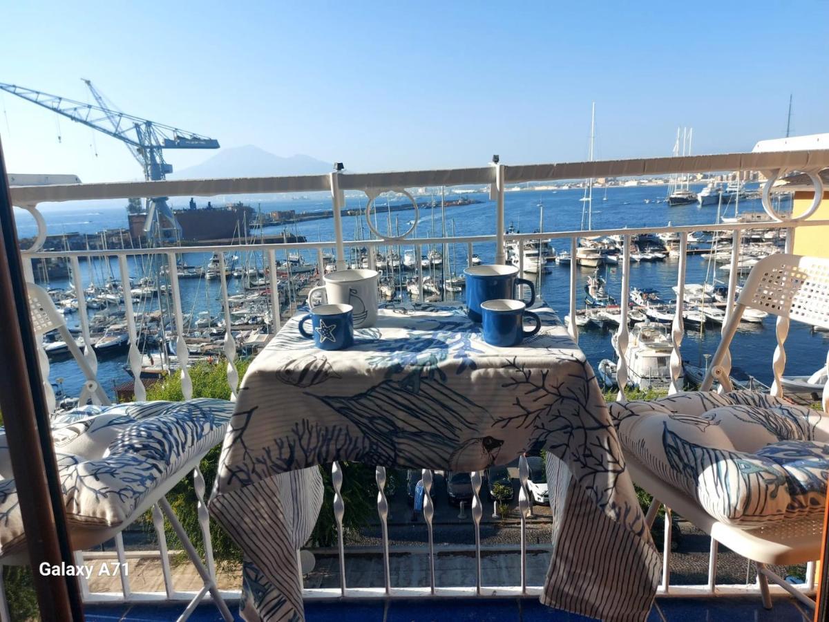 カステッランマーレ・ディ・スタービア Coralinetiny Bed & Breakfast エクステリア 写真